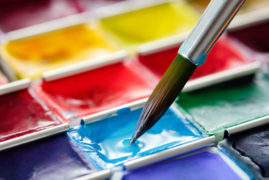 Brush,For,Watercolor,Painting,Closeup,And,Set,Of,Watercolor,Paints.